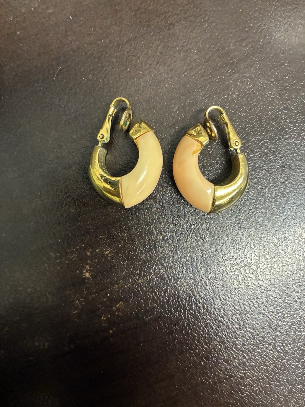 Trifari Signed Gold Tone Pink Resin Round Hoop Clip-On Earrings