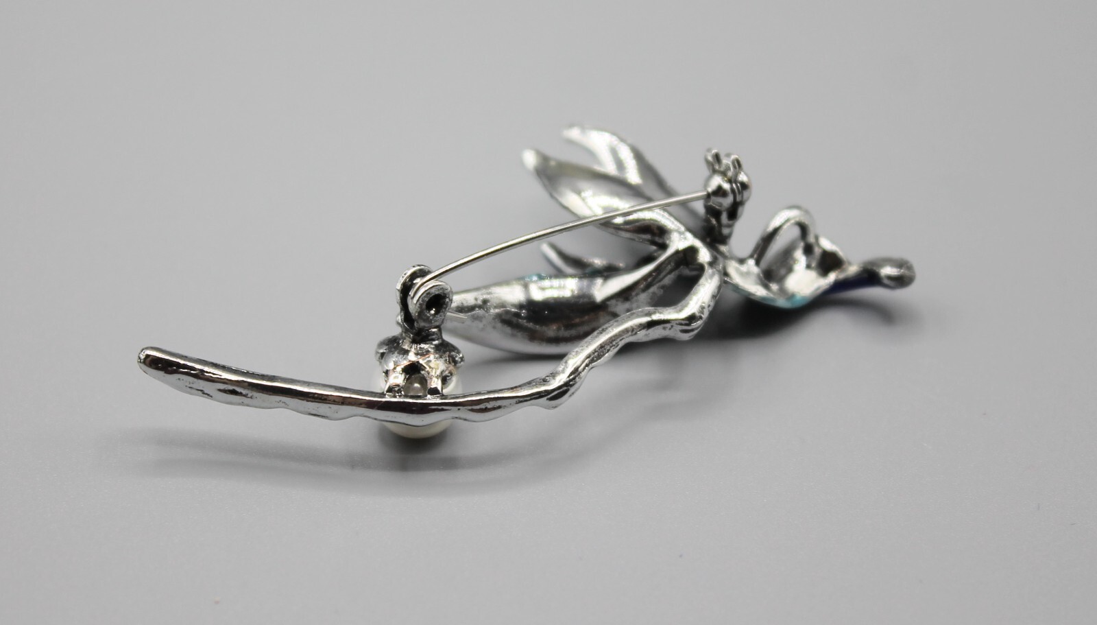 Lotus flower pin brooch jewelry fashion pearl blue silver tone elegant