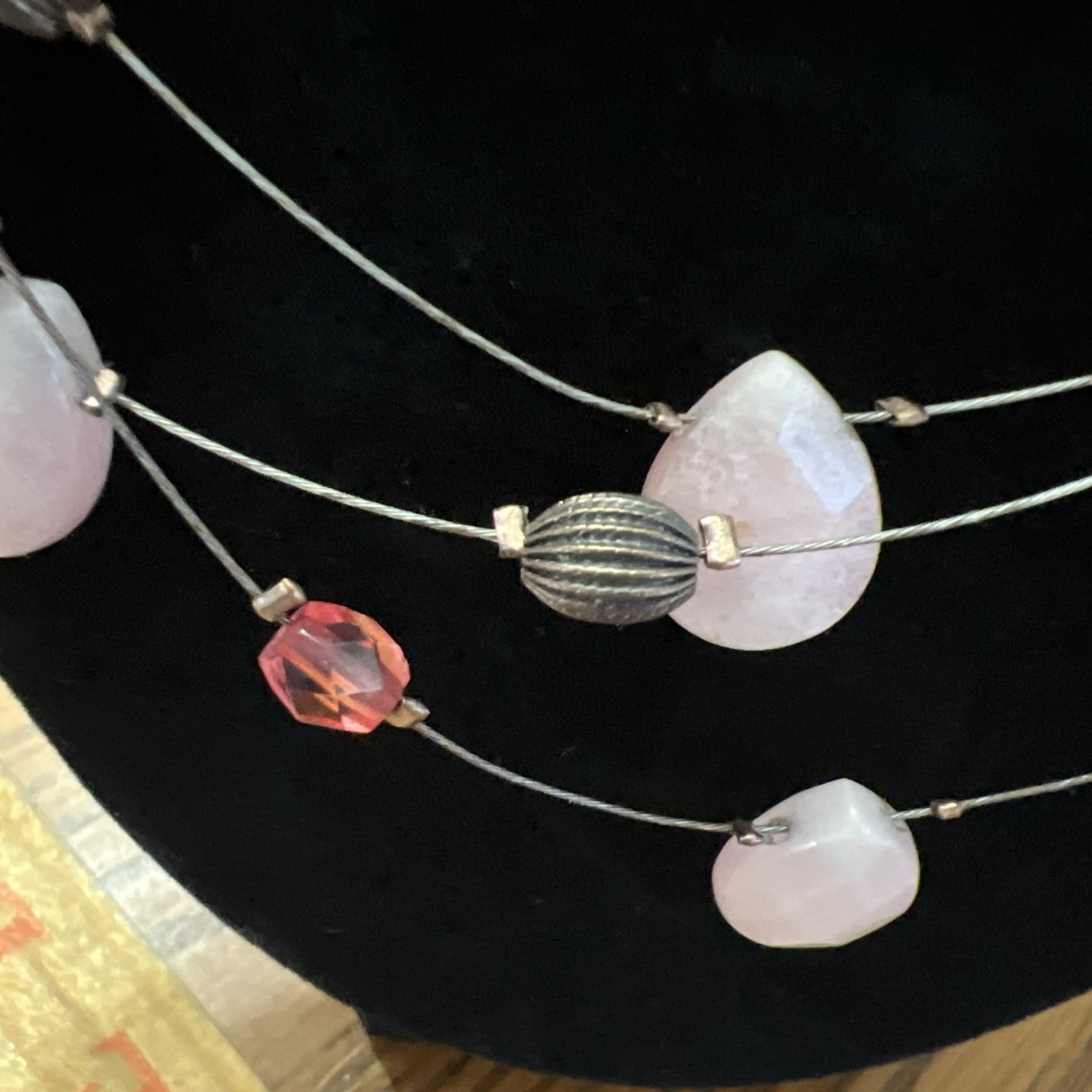 Necklace Pink And Bronze Floating No Mark N607