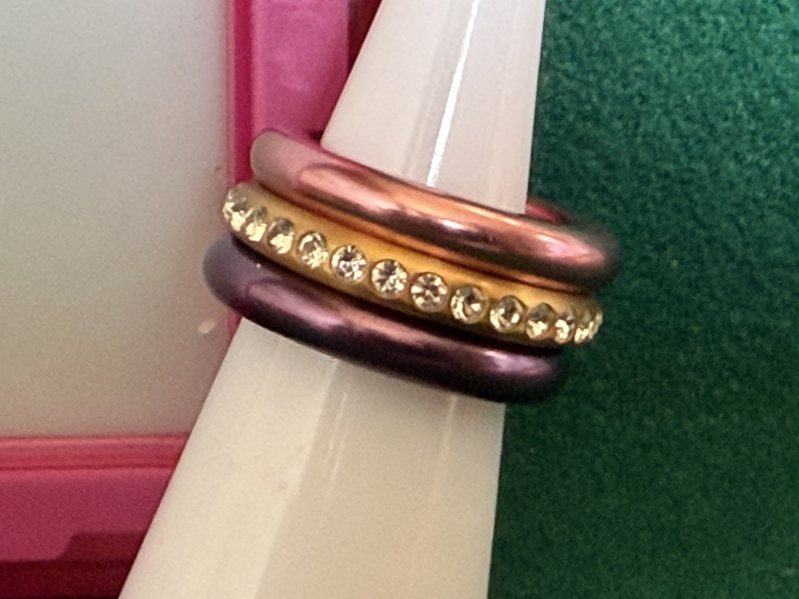Swatch Bijoux Deluxe Trio Merry Red Ring Size US 5 (purple, gold, pink)