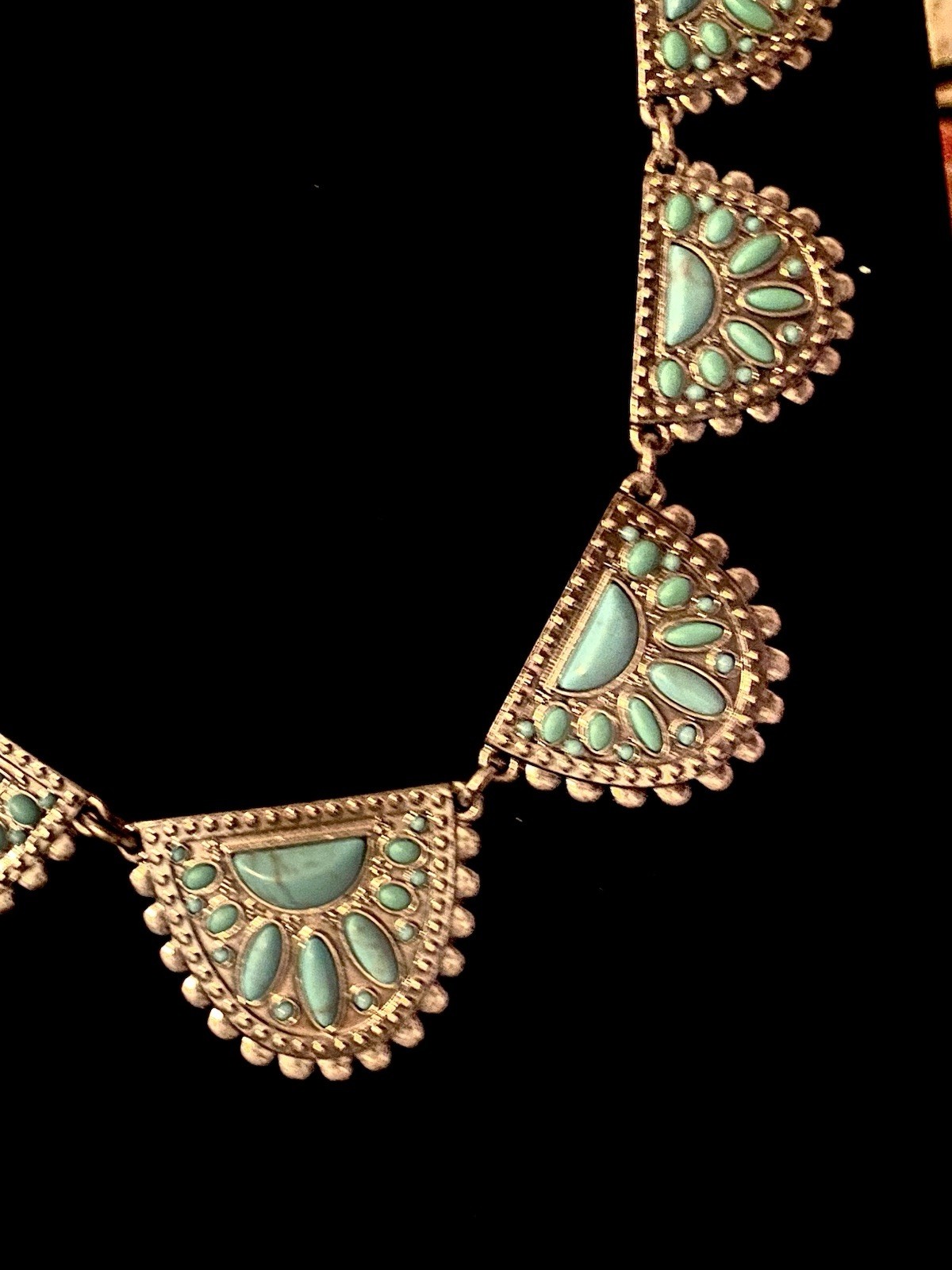 NEW Lucky Brand Boho Bib Necklace Turquoise Green Stone Fan Panels Gold
