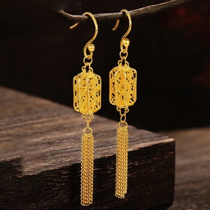 Chinese Style Filigree Lantern Tassel Stud Earrings Hanfu Women