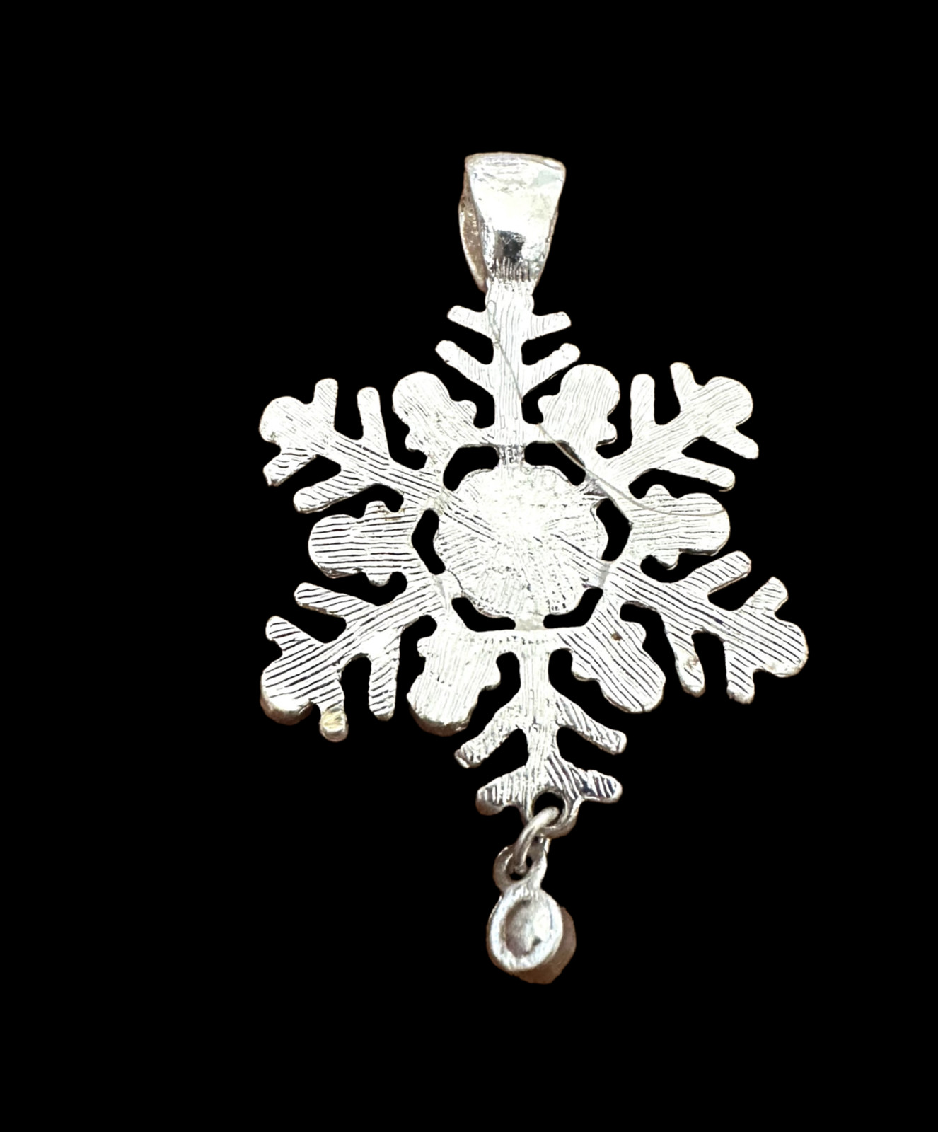 Fashion Pendant- SNOWFLAKE- silver color- crystals- Winter- Holiday