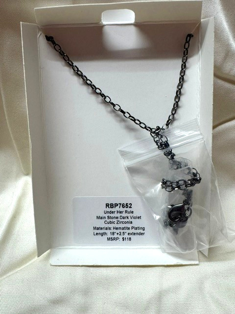 Bomb Party Under Her Rule Set Necklace Earrings Reign Villain 2024 RBP7652 RBP76