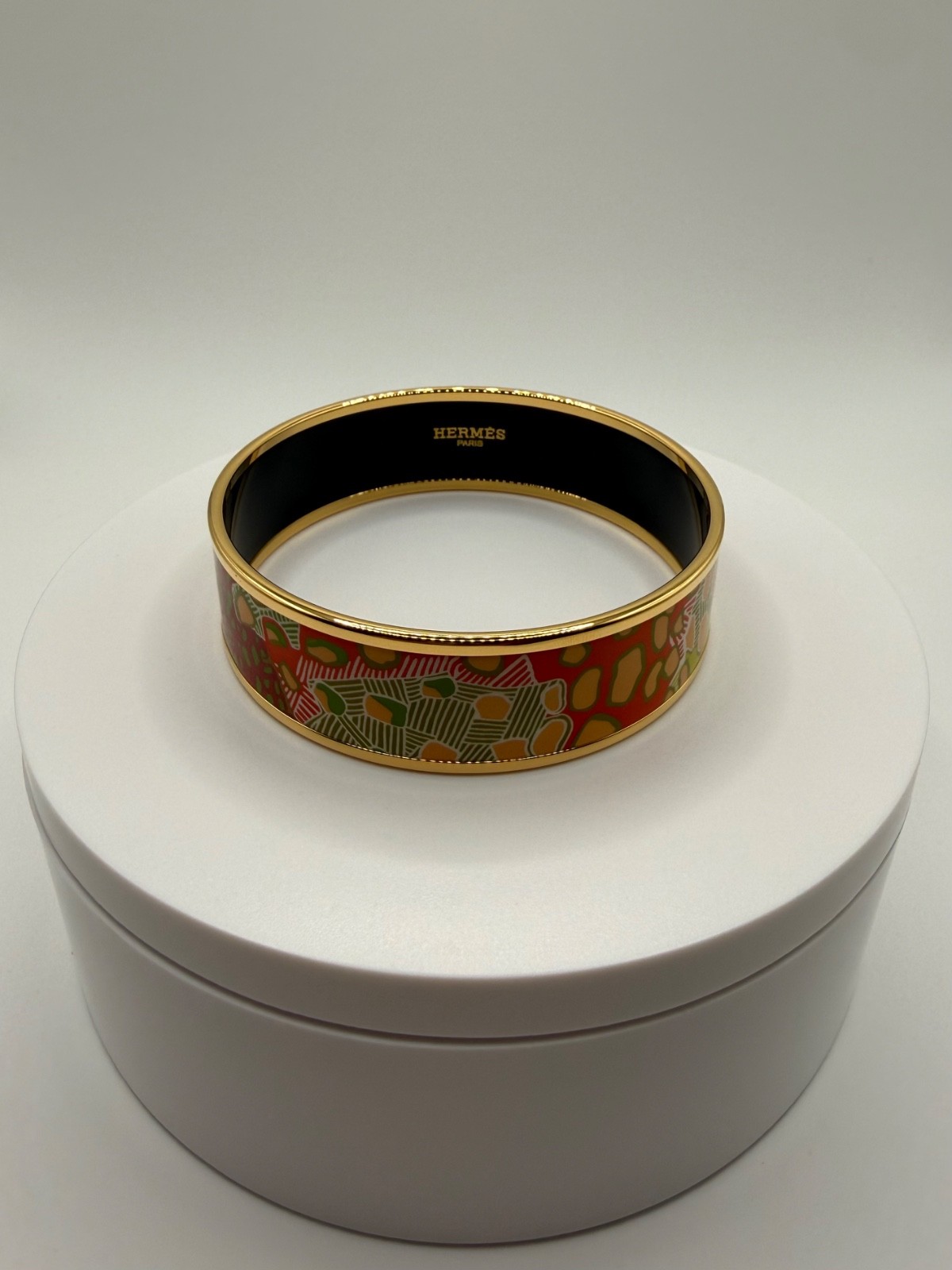 Authentic Hermès Wide Enamel Bangle Bracelet PM 65mm Multicolor Box & Pouch