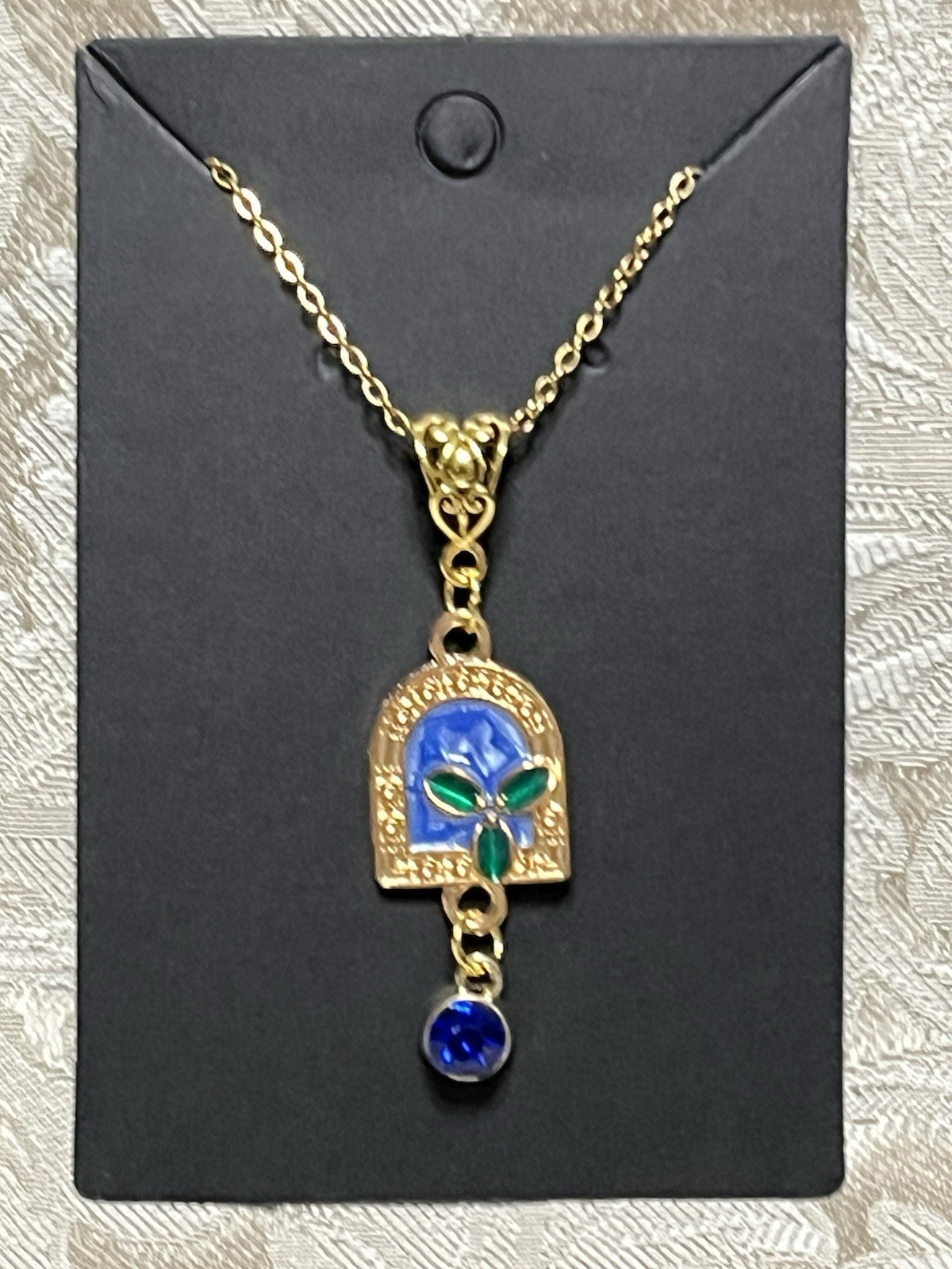 Retro Floral Gem Enamel Pendant Gold 18” Necklace Bohemian Floral Novelty