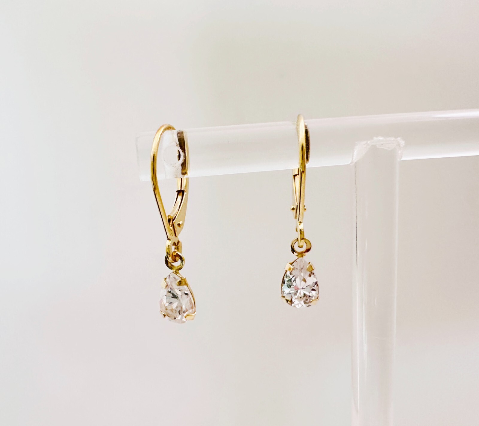 14K Yellow Gold Plated In 1.30Ct Pear Cut Simulated Diamond Drop/Dangle Earrings
