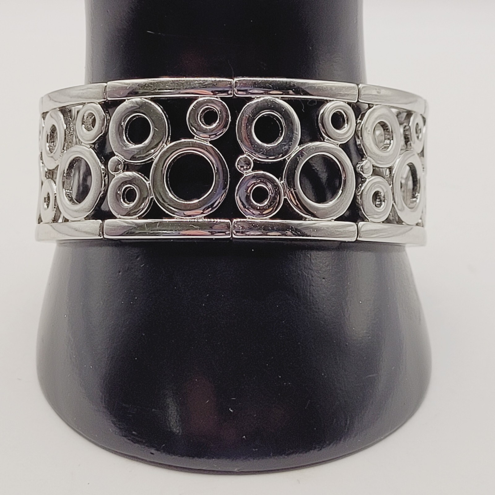 Modern Art Deco Open Circles Shiny Silver Tone Stretch Modernist Bracelet