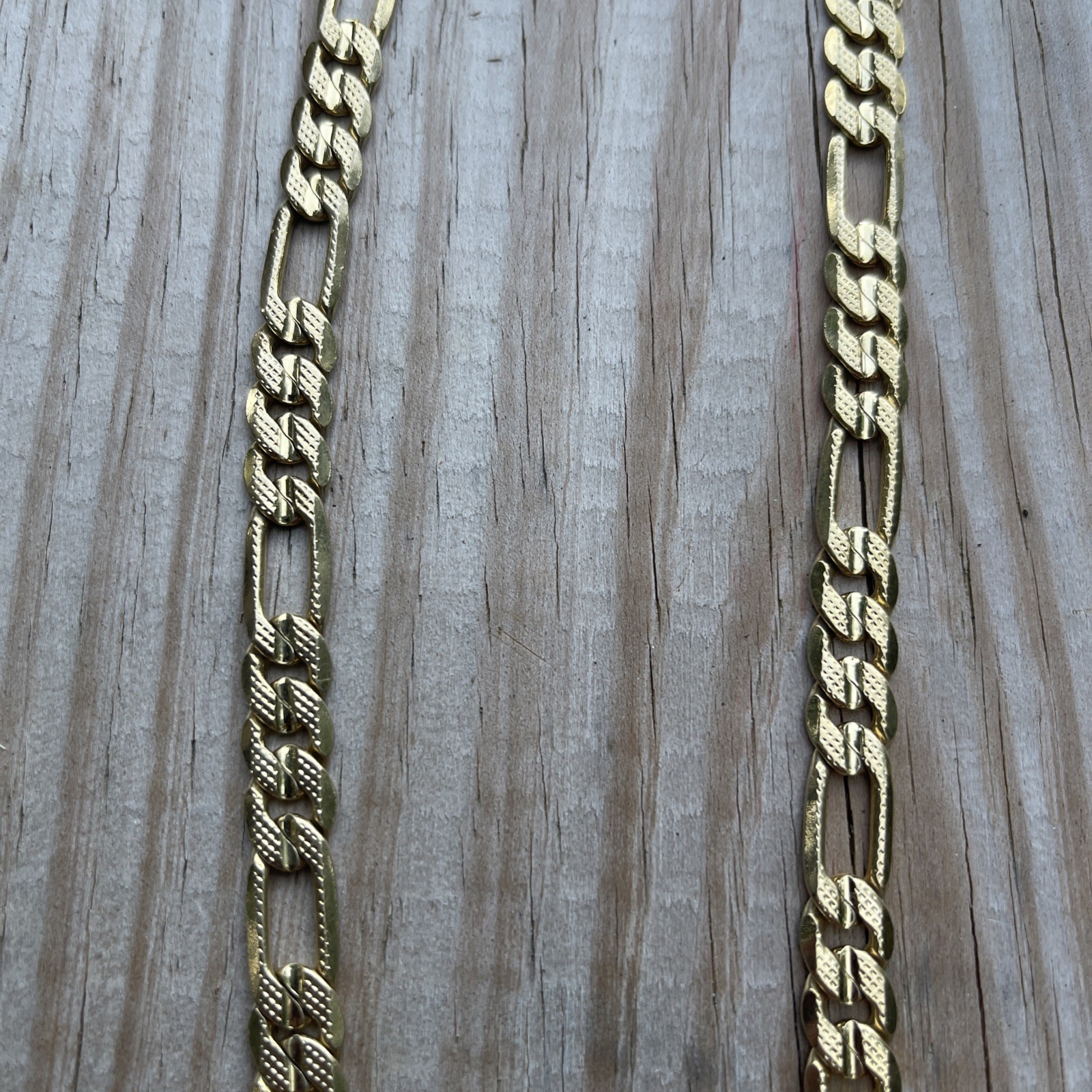 Men’s Figaro 18k Gold Plated Hip Hop Chain Necklace 23-7/8 inch Weight 40 Grams