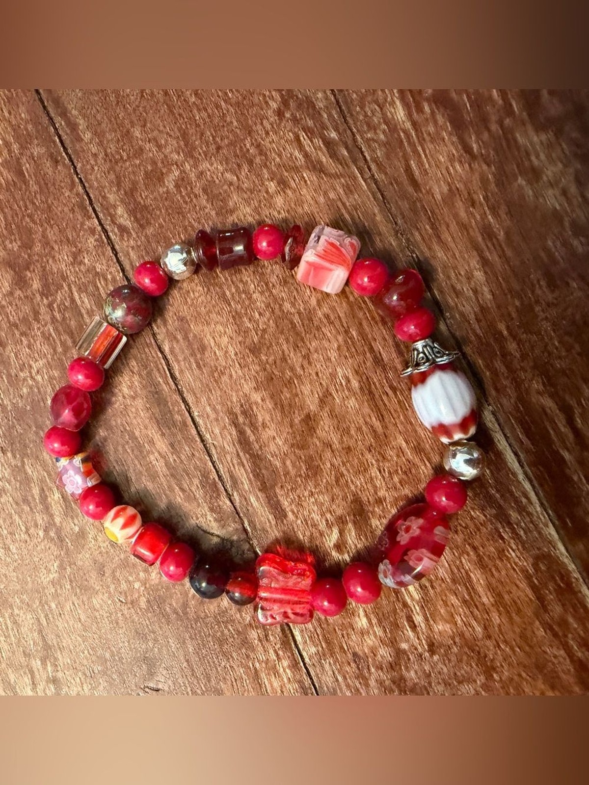 Red Floral Glass Bead Stretch Bracelet – Women Jewelry