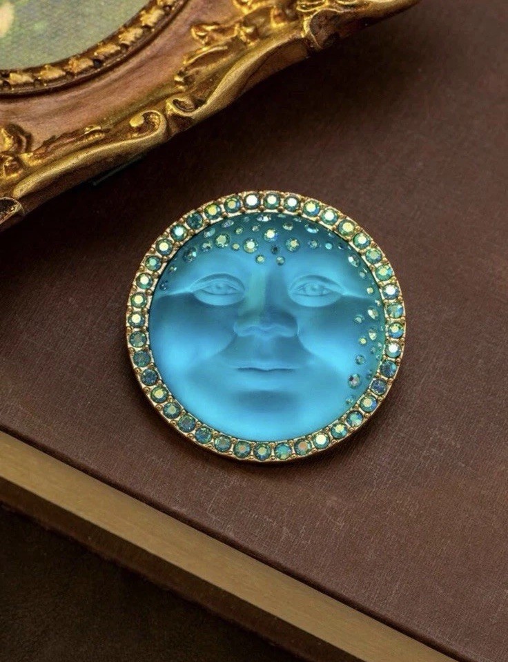 Rhinestone Frosted Foggy Moon Face Brooch Pin Beautiful Unique