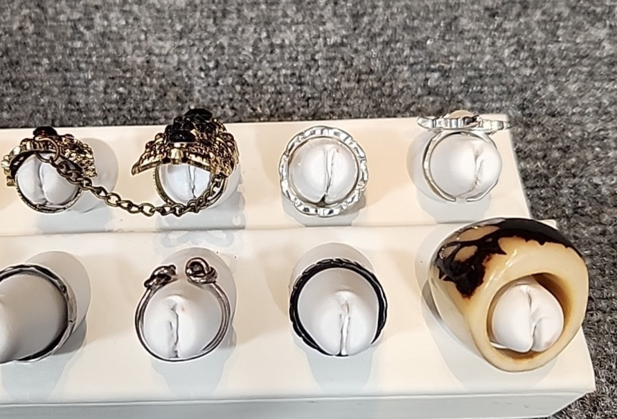 Jewelry 11 Rings Gothic Collection Skull 2 Rings w/Chain See Description #203