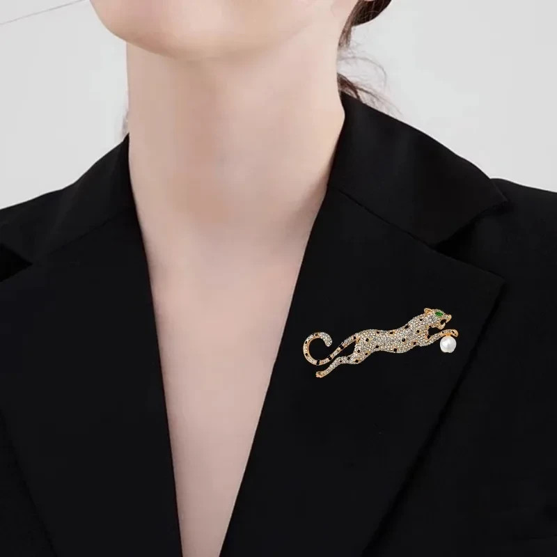 Luxury Leopard Brooch Pin Enamel Animal Jewelry Unisex Women Men Gift Fashion