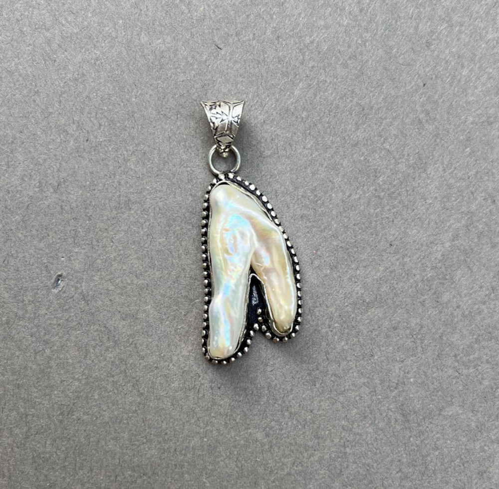 Natural Baroque Pearl Necklace Freshwater Pearl Pendant 24 Inch Chain