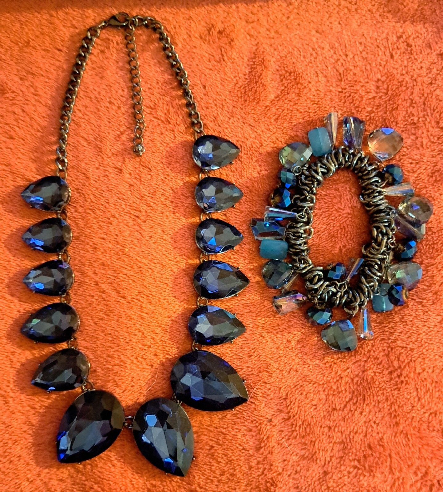 Beautiful Vintage Collar Necklace And Stretch Bracelet. See Description.
