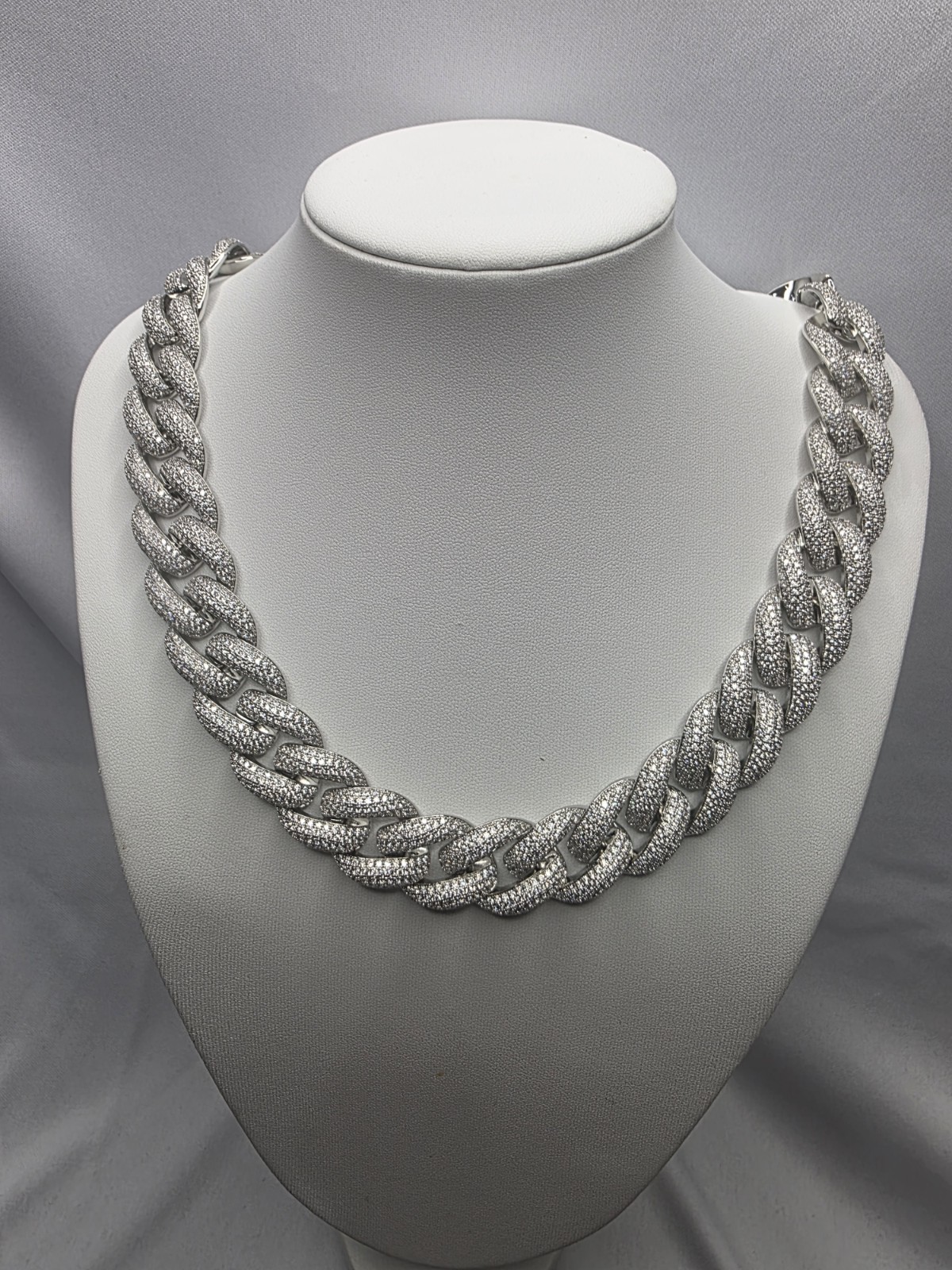 22″ VVS Moissanite Cuban Link Chain 925 Sterling Silver Iced Out Necklace