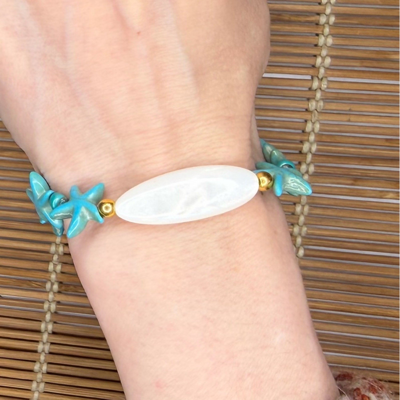 Mother of Pearl with dyed howlite starfish bracelet handmade stretchy 7 inch