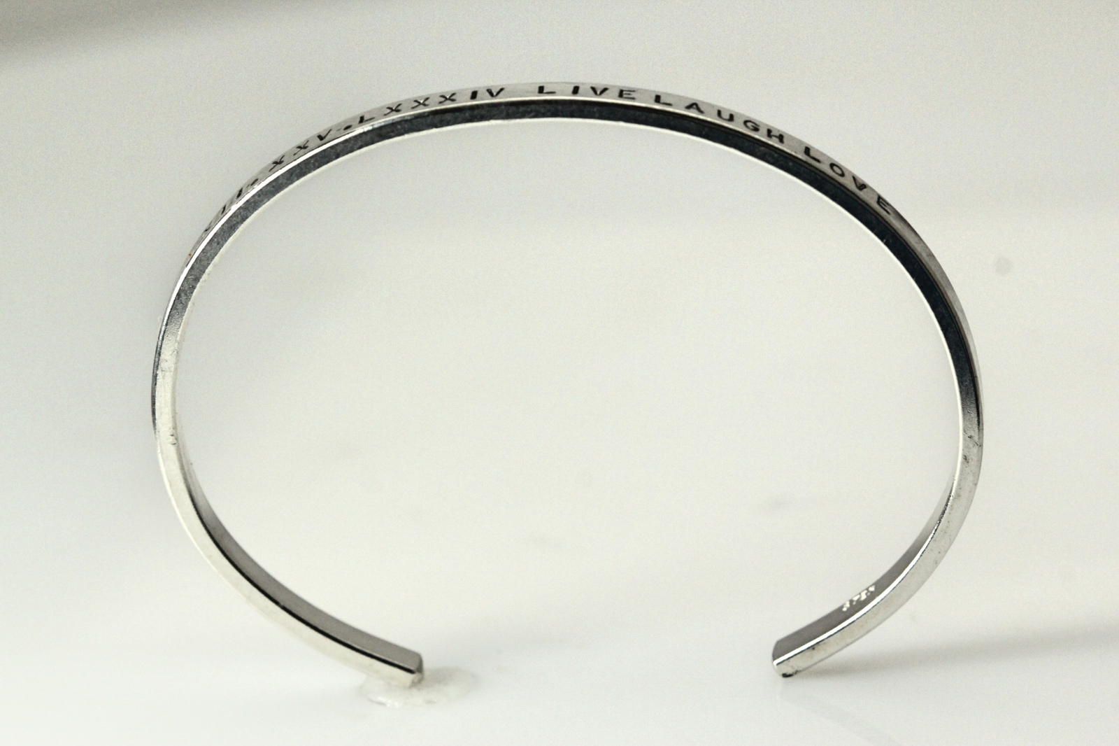 925 Sterling Silver “LIVE LAUGH LOVE” Bangle Bracelet 13.1 Grams (BR3894)