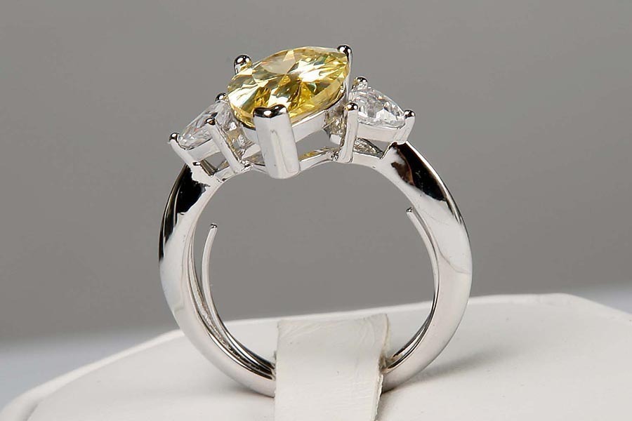 New Avon Yellow Pear Shaped CZ Silver Large Cocktail Ring Sz 5 6 7 8 9 10 11