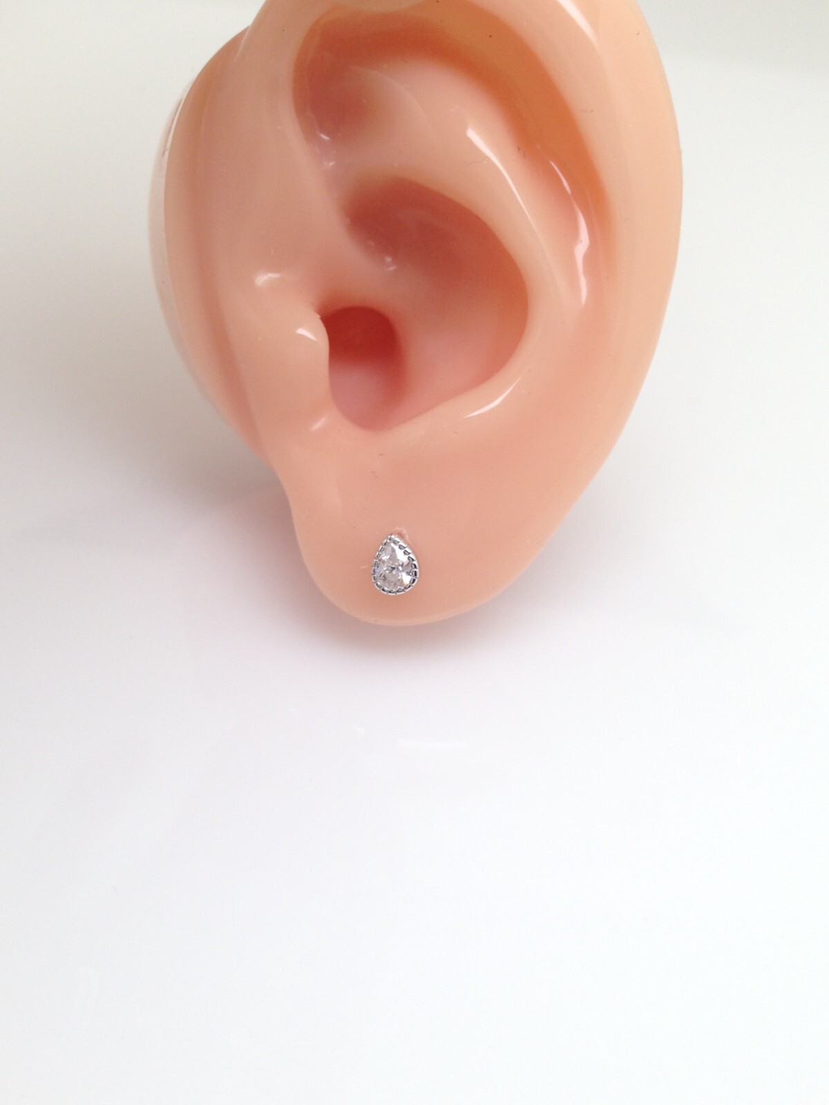 925 Sterling Silver CZ Teardrop Stud Earrings Women Girls Dainty Studs 4.5mm