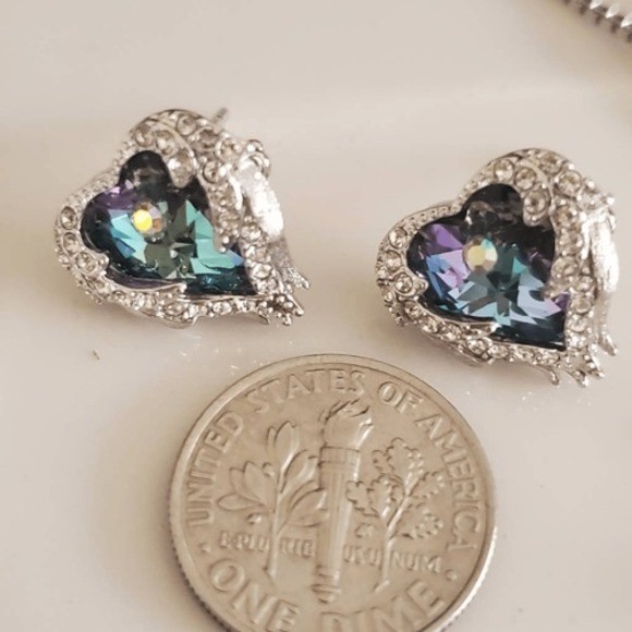 CDE Angel Wing Heart Jewelry Set Blue Crystal Necklace Stud Earrings Silver Tone