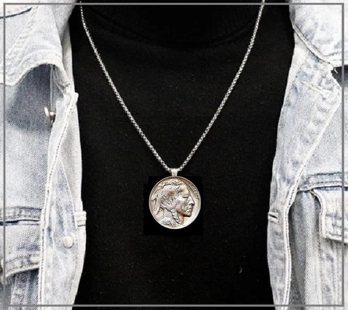 MIRROR FINISH Indian Head Nickel Necklace – vintage US 5 cent coin – clear date
