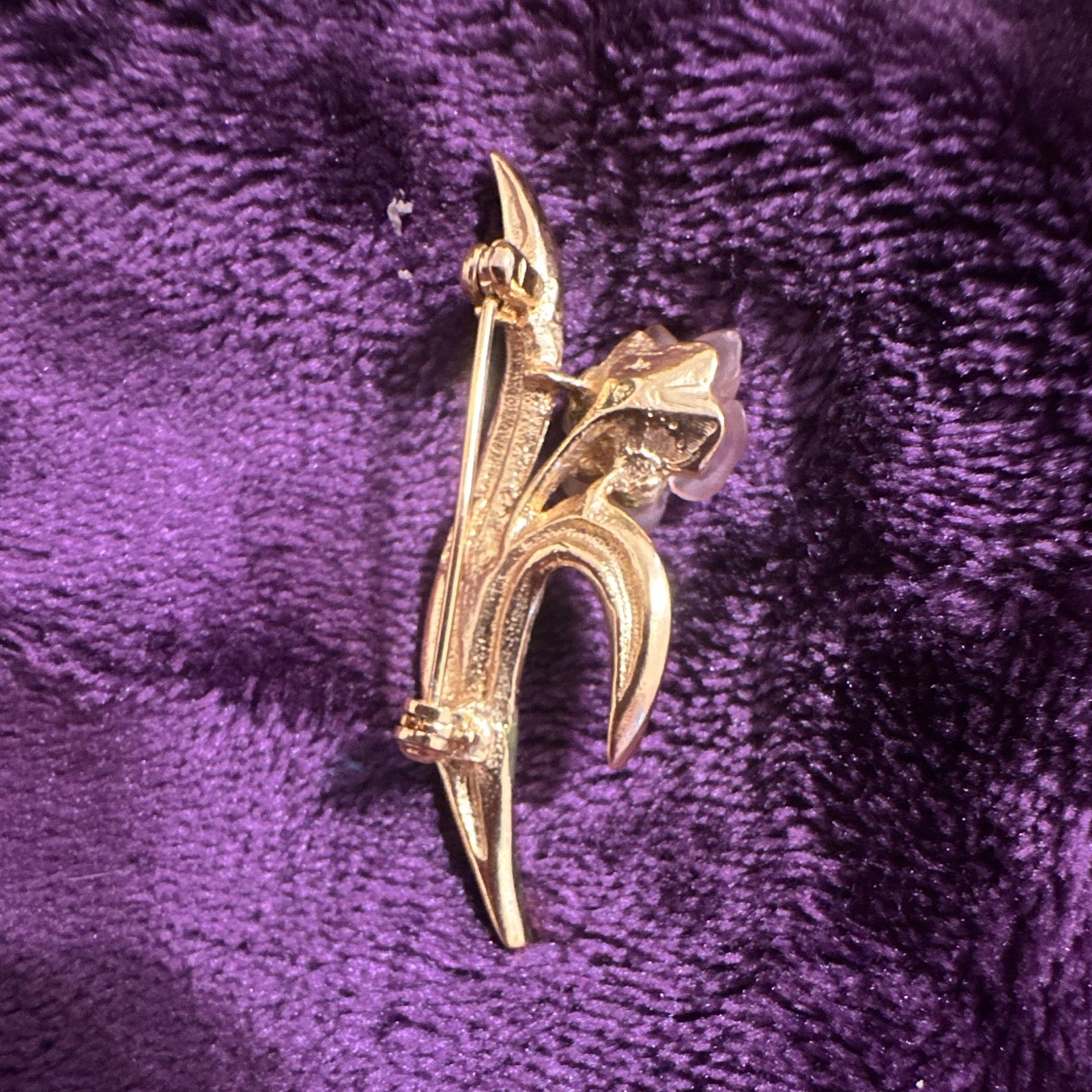 Signed LIA Gold Tone Green Enamel Leaf Brooch Pin Pink Flower Blue Crystal 2″
