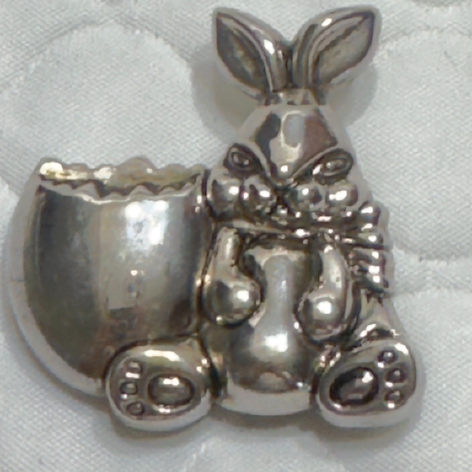 Best Silver Plated Rabbit Bunny Easter Egg Pin Brooch Pendant Slider