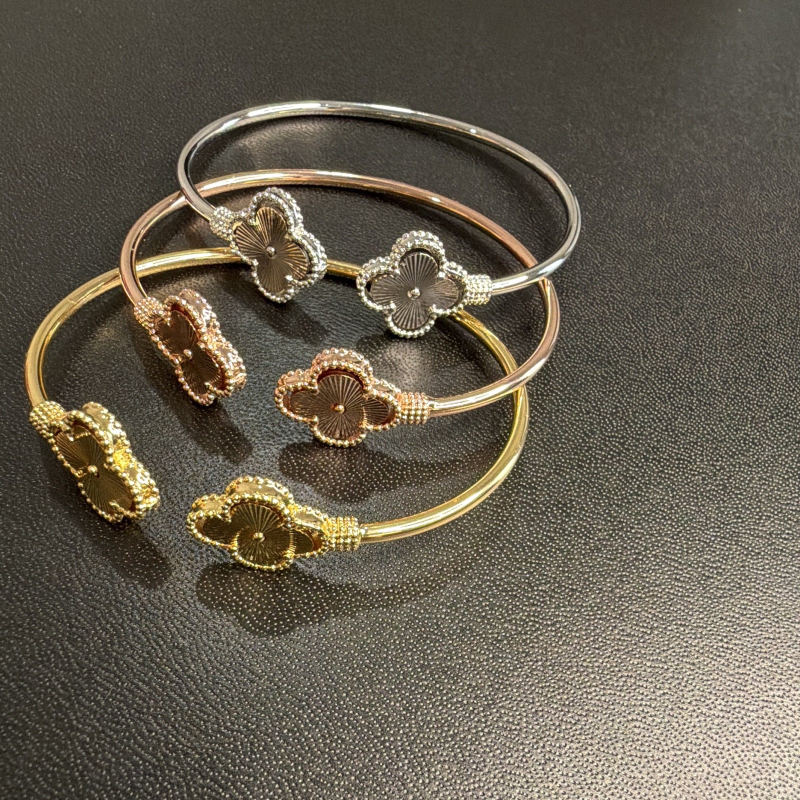Metal Clover Shape Bangle Stackable Bracelet Gold Silver Rose Fashion Jewelry