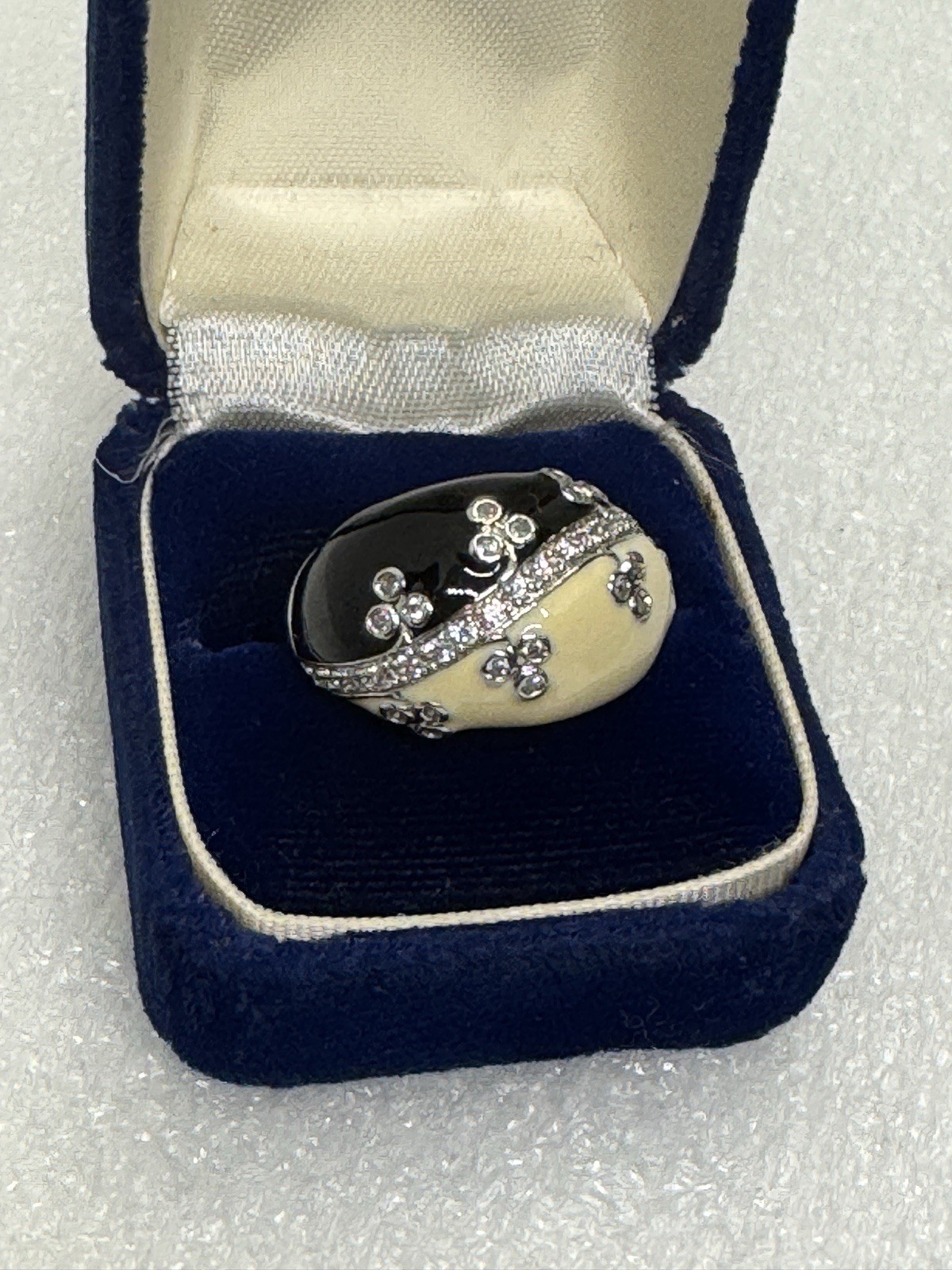 Sterling Silver Cream Black Enamel Rhinestone Dome Ring Size 7.5