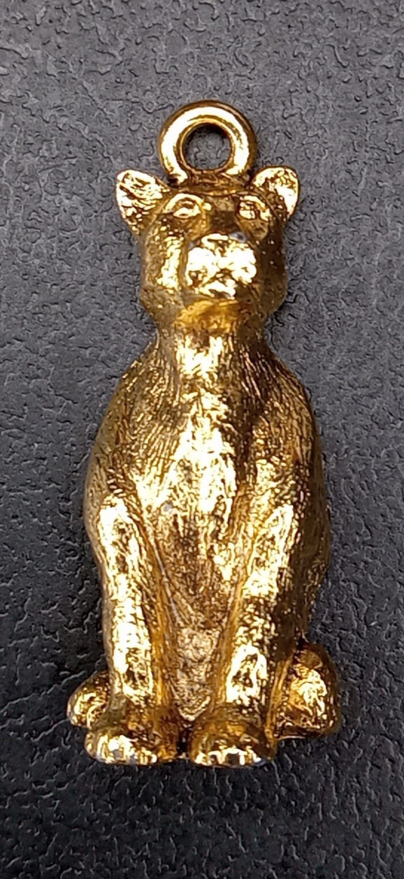 Sitting Cat Gold Toned Charm Pendant 1996 Vintage No Maker Mark