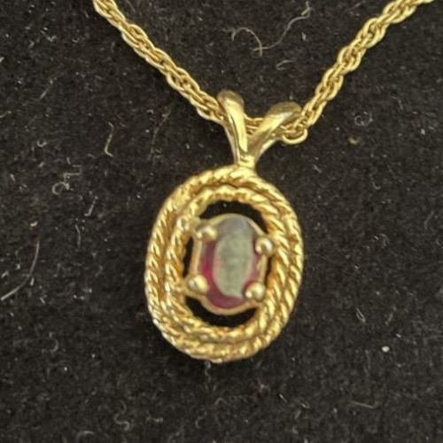 AVON SignedPink Stone Pendant on Goldtoned Chain. Gift Box