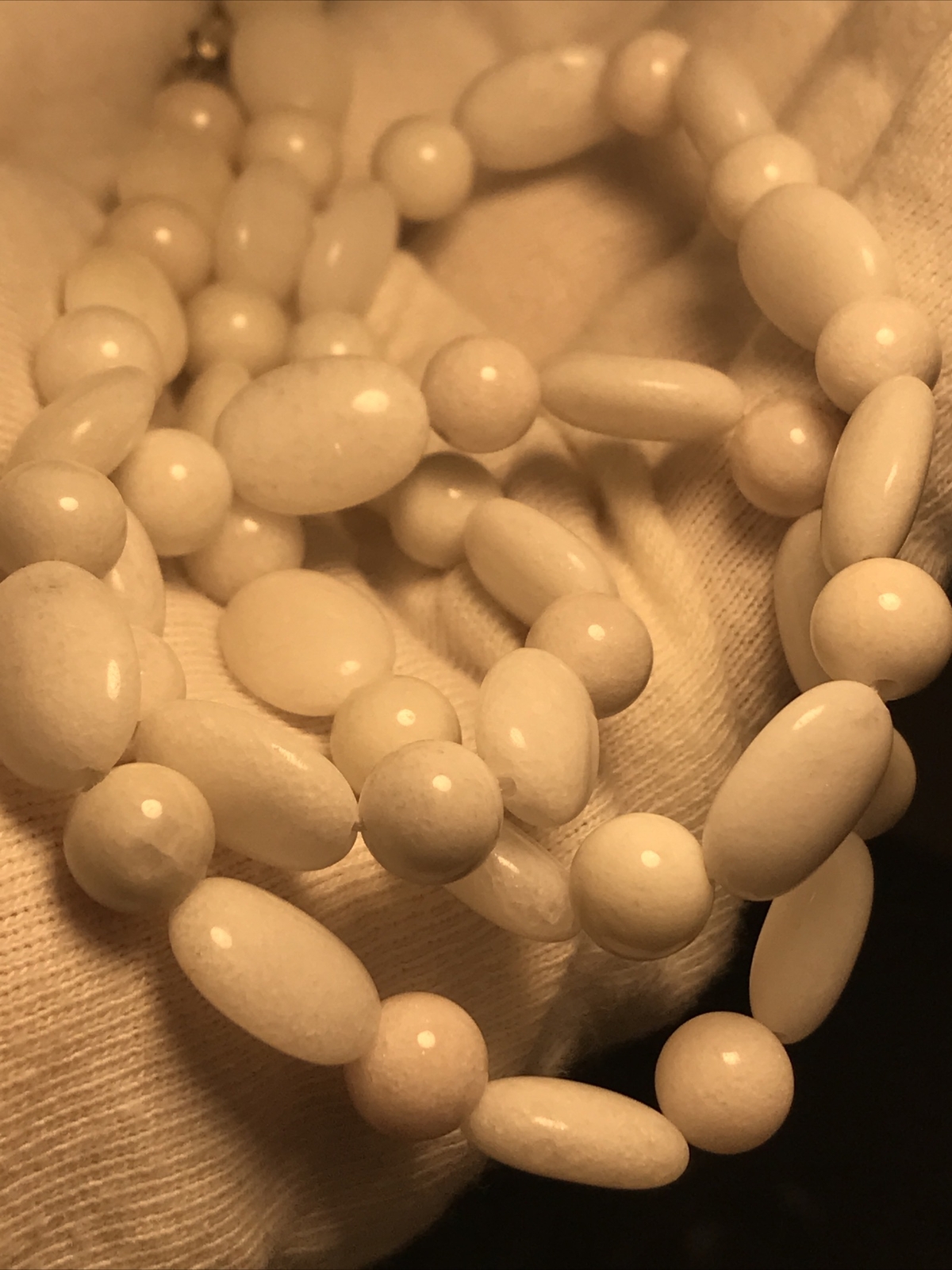 23” Long Vintage Roman RMN Brand White Stone Necklace Oval & Round Bead