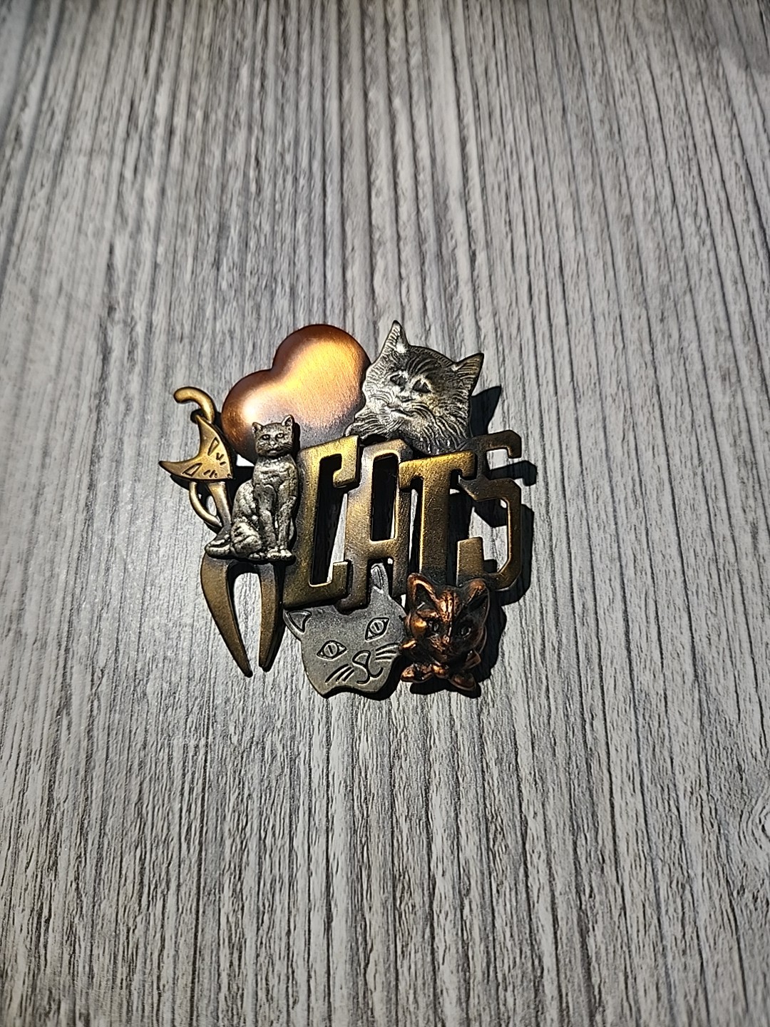 Unbranded Multicolored And Multi Cat Brooch