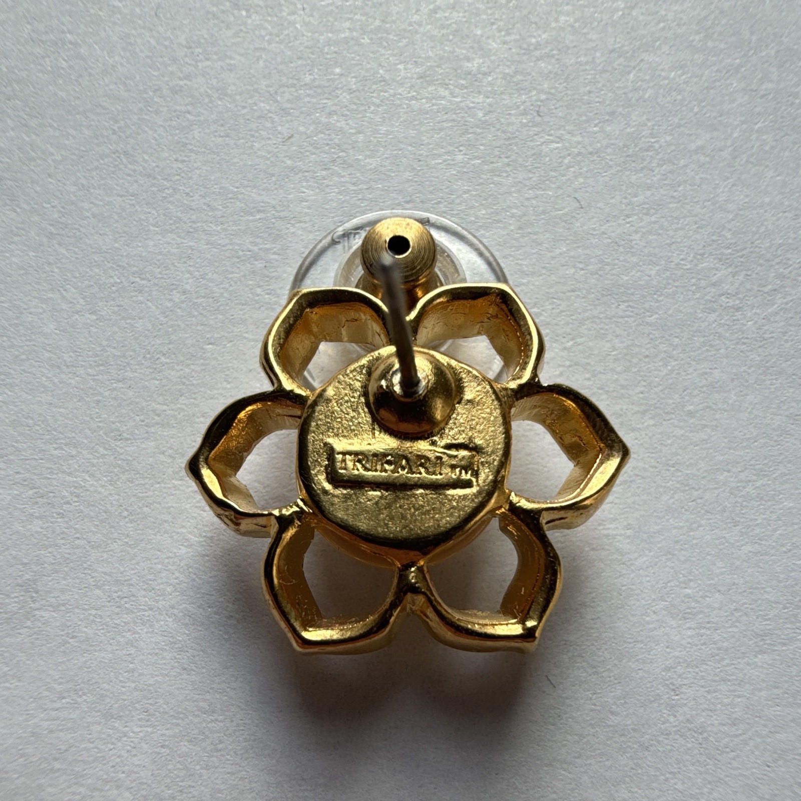 Trifari Signed Flower Stud Earrings Gold Plated Faux Pearl
