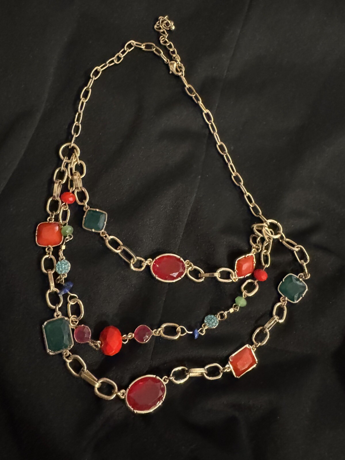3 STRAND GOLD TONE STATEMENT NECKLACE BLING HOLIDAY CHRISTMAS RED GREEN BLUE