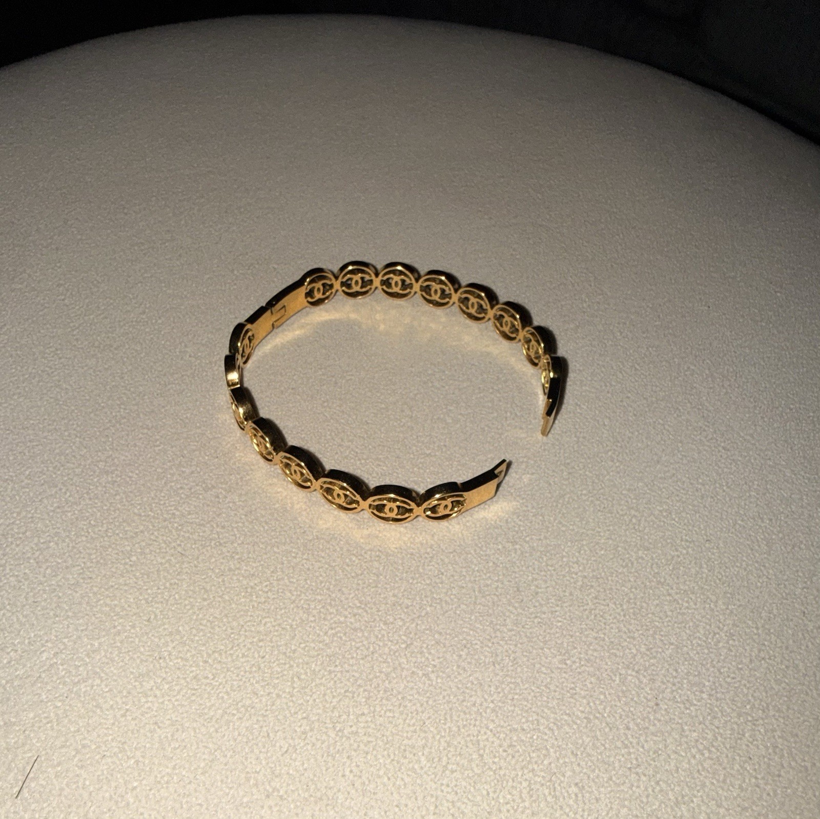 CHANEL Logo Gold Tone Metal Round Link Stackable Bangle Bracelet