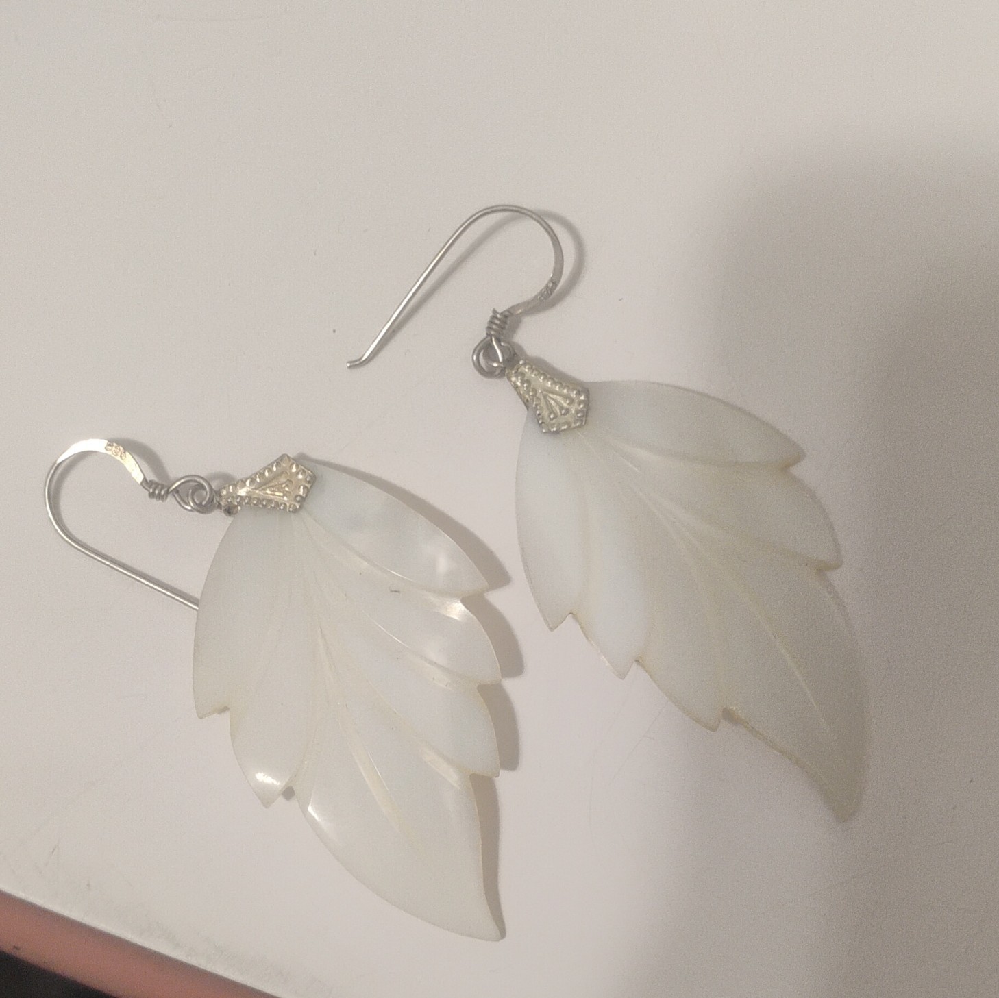 Mother of Pearl/Abalone Leaf Dangle/Drop Earrings Hook Closure White 925 Silver
