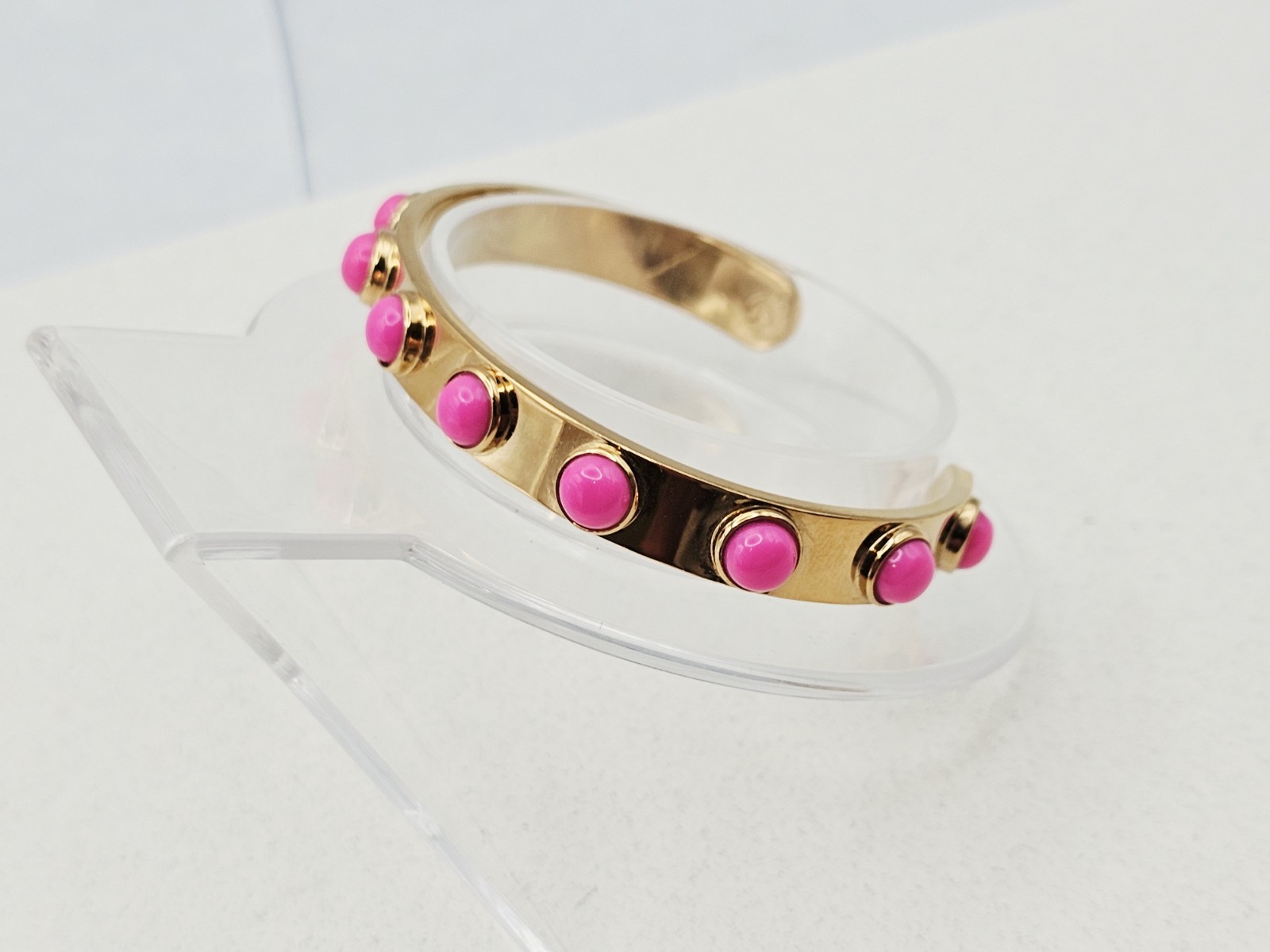 Kate Spade Hot Pink Gold tone Tag Along Cuff Bangle Bracelet 💕