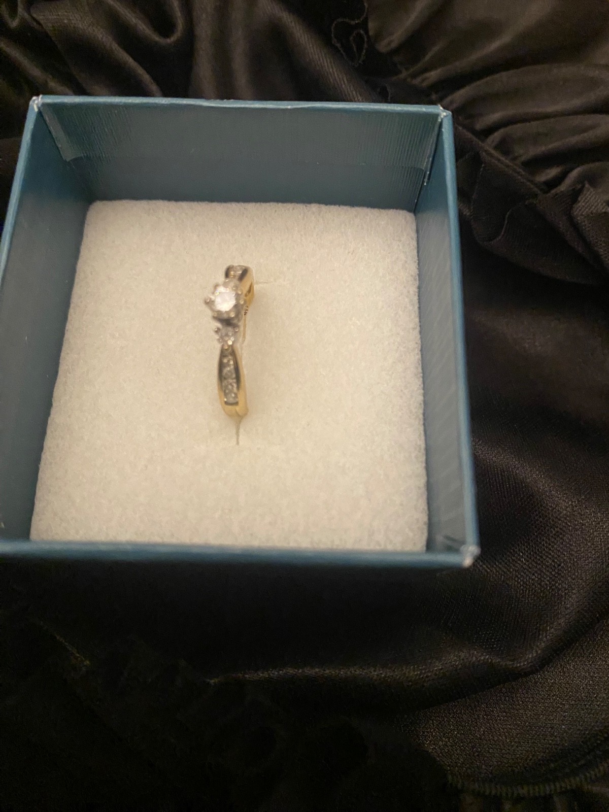 Women Diamond 14k gold ring