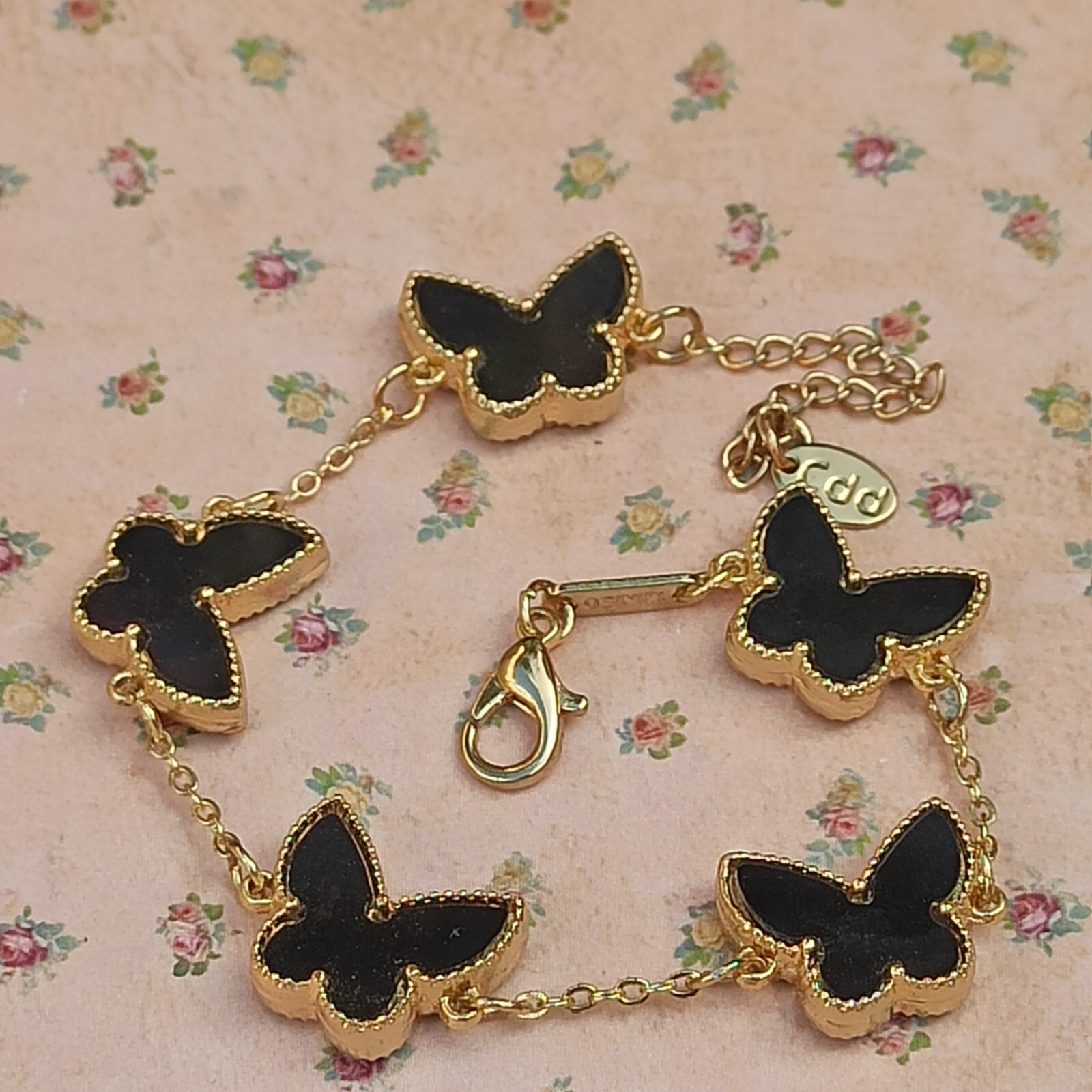 Butterfly Bracelet Black Gold Tone Fashion Signed MINISO Gift Charm Modern Trend