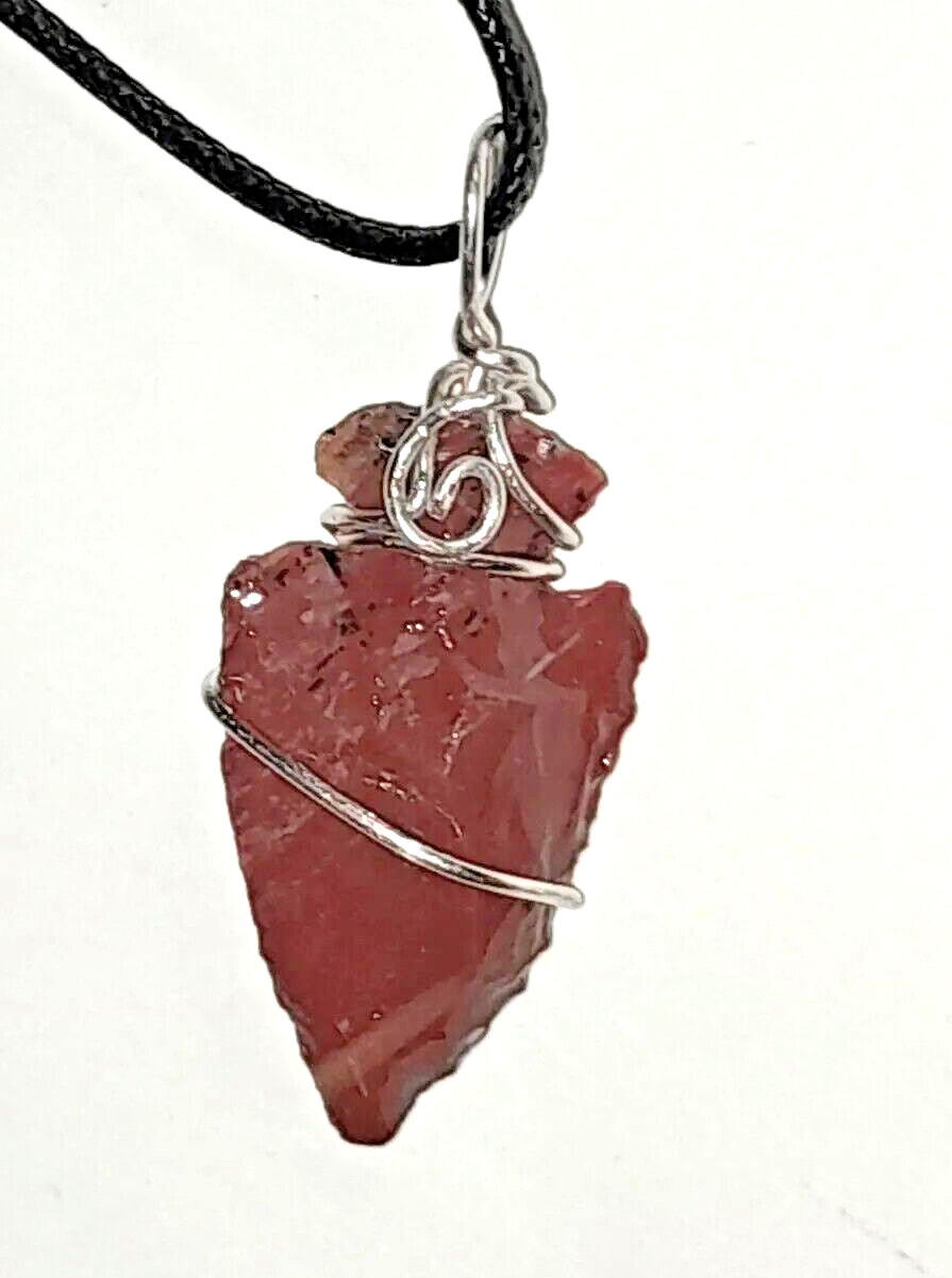 Natural jasper Arrowheads necklaces male female red pendants jewelry Gift unisex