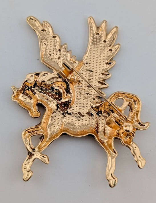 GLITTER-WINGED GOLDEN PEGASUS BROOCH metal enamel flying horse pin unicorn S6