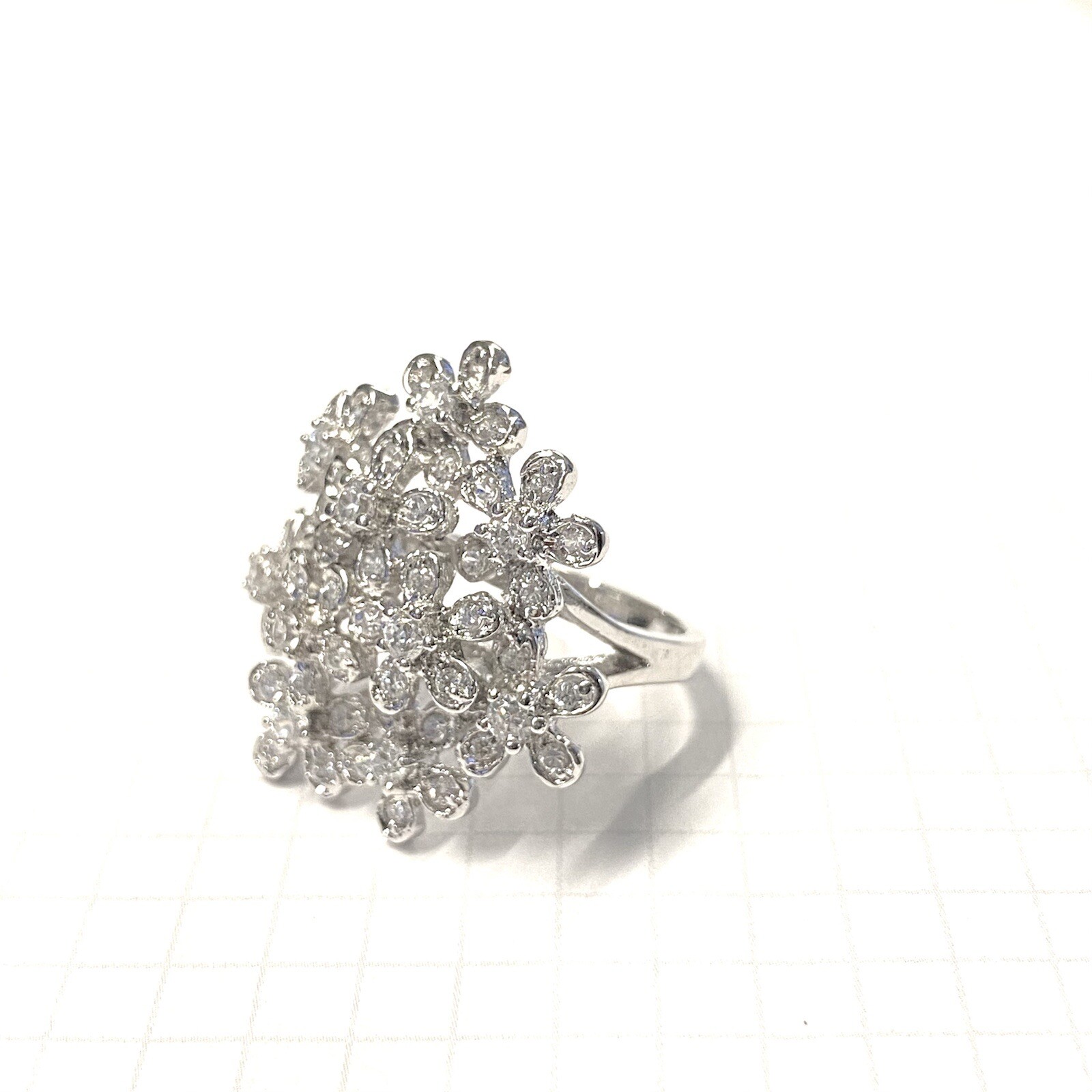 (SIZE 6,7,8,9) Large FLOWERS CLUSTER RING CZ Stones .925 STERLING SILVER