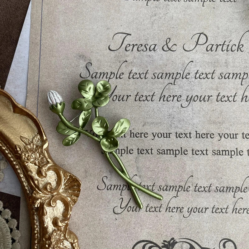 Green Plant Leaf Metal Brooches Pearl Flowers Brooch Women Accessories Pin
