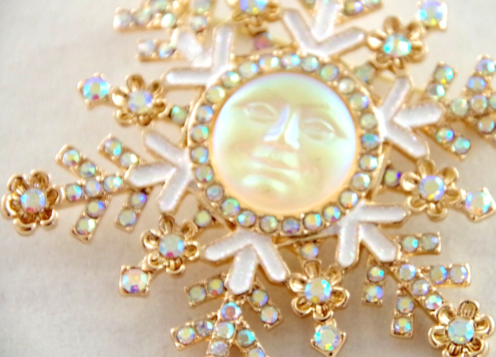 3″ NWOT UNSIGNED VTG INSPIRED MOON FACE AB RHINESTONE SNOWFLAKE PENDANT BROOCH