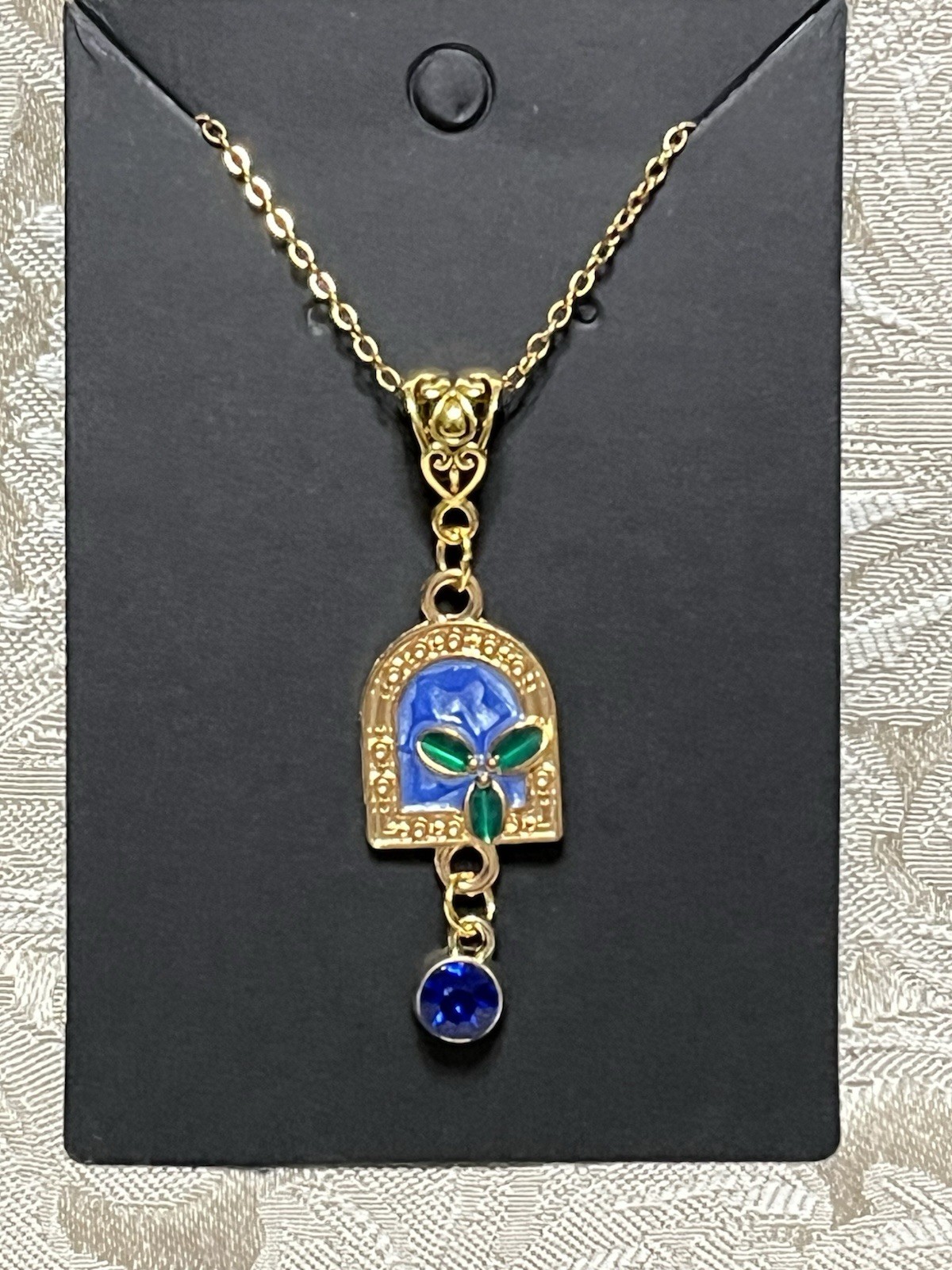 Retro Floral Gem Enamel Pendant Gold 18” Necklace Bohemian Floral Novelty