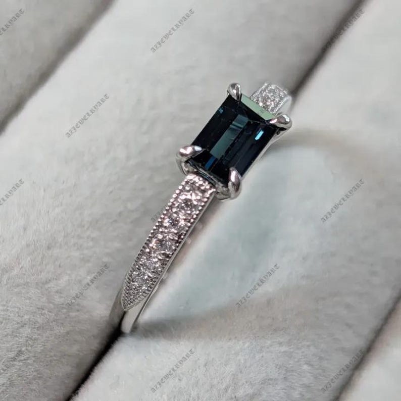 Teal Sapphire Ring 925 Sterling Silver Women’s Engagement Ring.