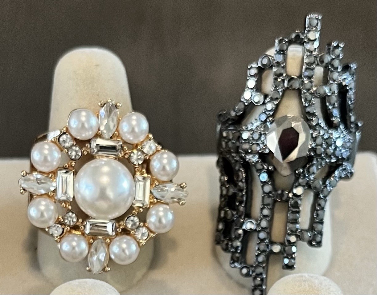18 Ring Lot by Paparazzi. Various Shapes, Colors, and Styles. New w/tags. #4