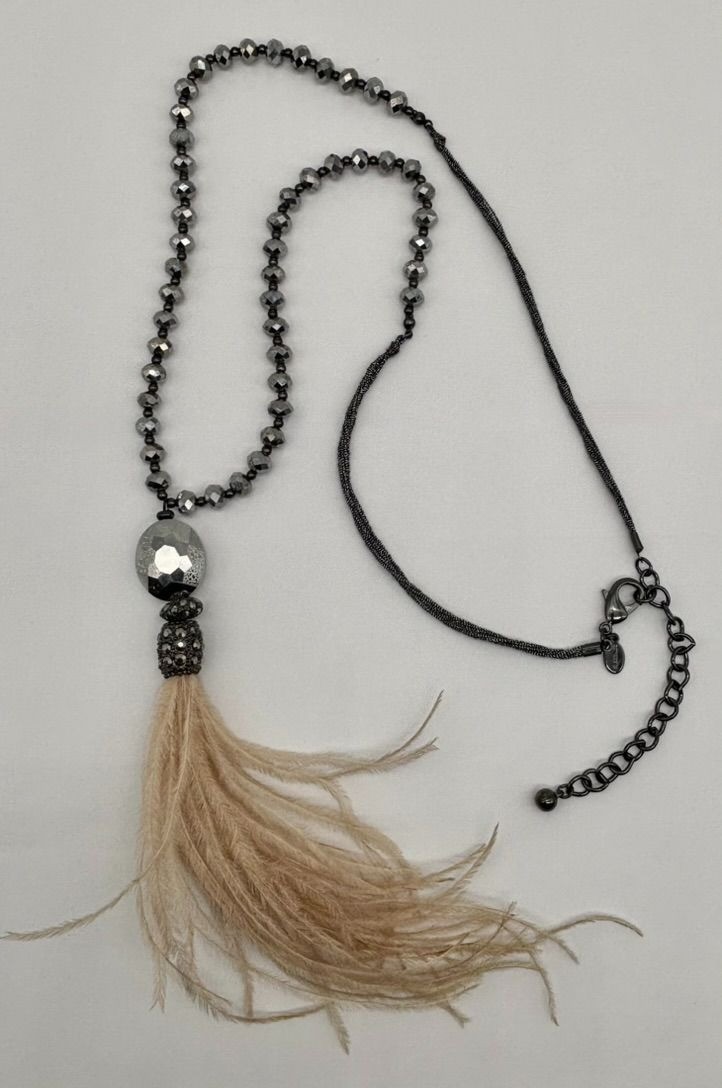 Chico’s Long Beaded Necklace With a Pale Peach Feather Pendant Adjustable Signed
